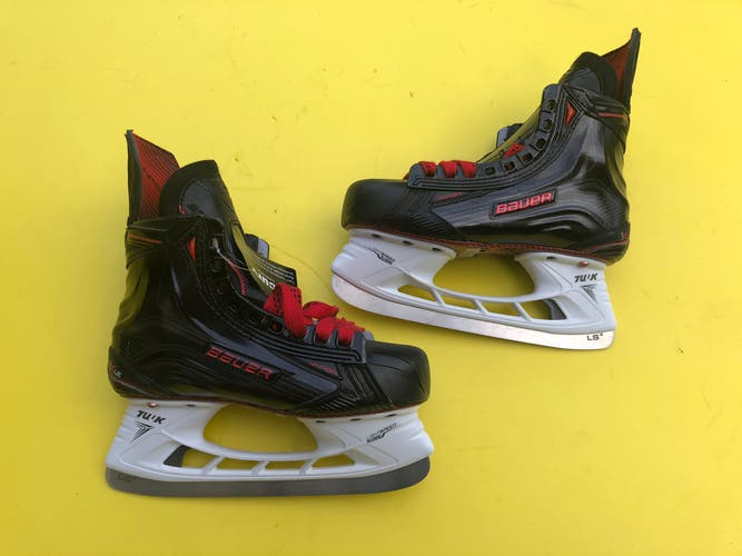 Junior New Bauer VAPOR 1X LI LIMITED EDITION Hockey Skates Extra Wide Width Size 5EE