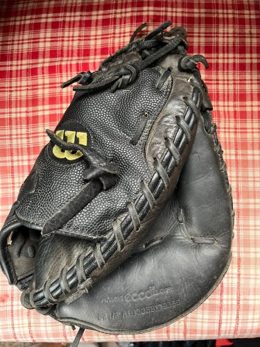 32.5" A1000 Catcher's Glove - Used