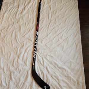Used Junior Right Handed Easton Synergy 450 Hockey Stick