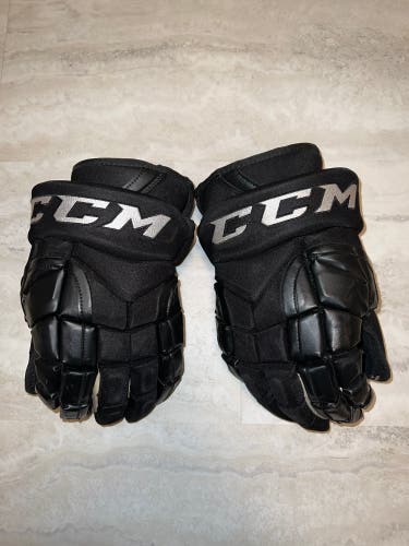 CCM 14" Pro Stock HGP14 Gloves