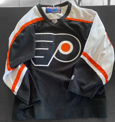 Philadelphia Flyers mens small jersey