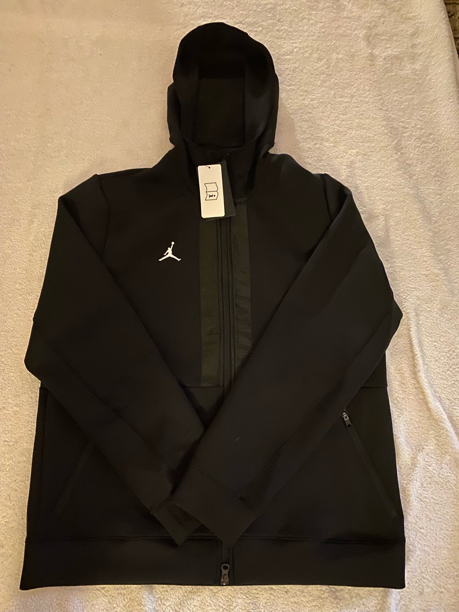 Jordan Apparel for sale | New and Used on SidelineSwap