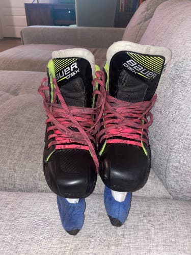 Used Bauer Regular Width Size 8 GSX Hockey Goalie Skates