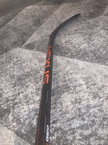 Senior Left Hand P28 Pro Stock Nexus Geo Hockey Stick