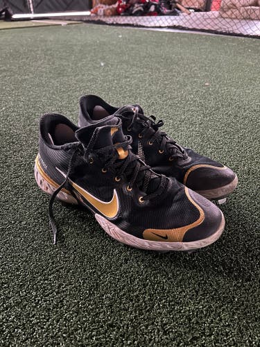 Size 12 Nike Baseball Cleats