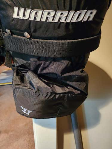 Junior New Large Warrior Covert  Bar Down Hockey Pants