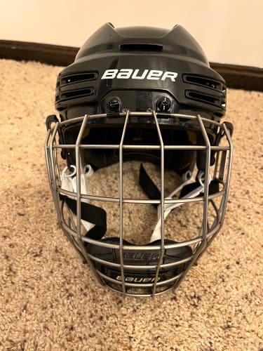 Used Small Bauer  Re-Akt 75 Helmet
