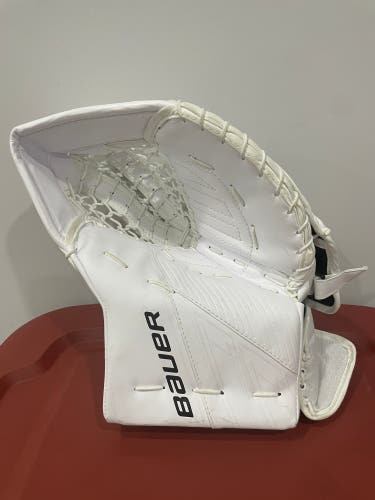 Bauer Supreme 3S Senior Goalie Catcher - Regular ( left hand catch)