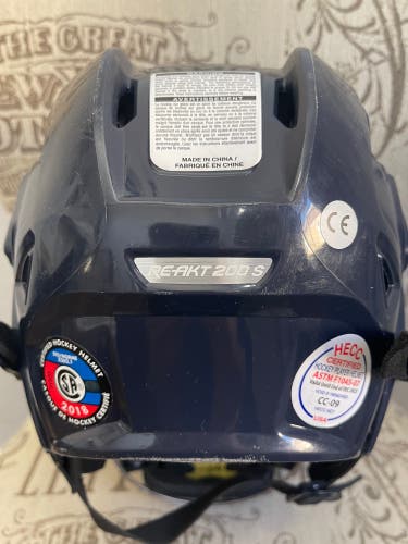 Used Small Bauer  Re-Akt 200 Helmet