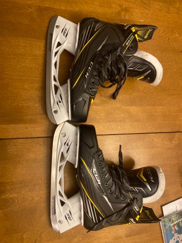 CCM 6092 Hockey Skates