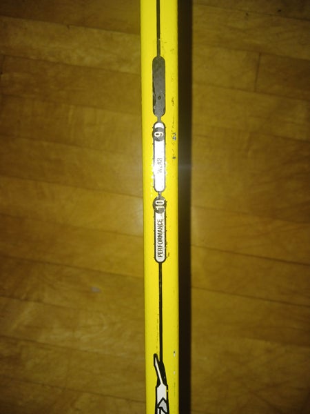 easton synergy grip yellow and easton synergy silver ice hockey