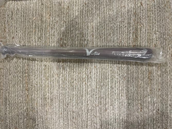 New Victus (-3) 31 oz 33" Bat