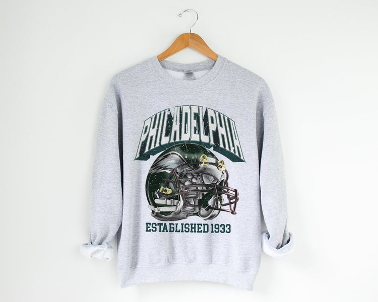 Vintage Philadelphia Eagles Philadelphia Phillies Hoodies And long sleeves  With Bonus Hats for Sale in Pompano Beach, FL - OfferUp