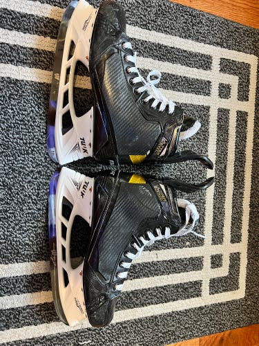 Bauer Supreme Ultrasonic Pro Stock skates - 7.5 with shot block protection