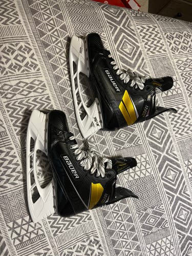 New Bauer Ultrasonic Skates Size 10.5 Regular Width