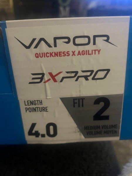 New Bauer Regular Width Size 4 Vapor 3X Pro Hockey Skates