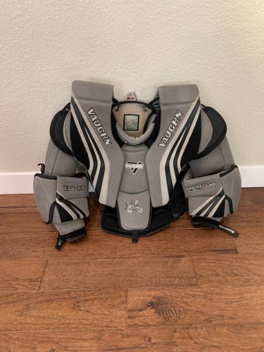 Vaughn Ventus Sr Large chest protector