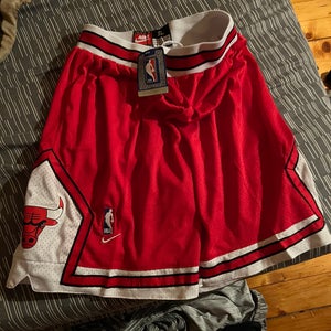 Chicago Bulls Red New XL Nike Short
