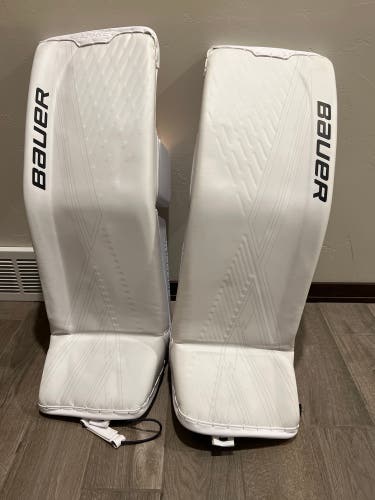 Senior Large Bauer Ultrasonic Goalie Leg Pads