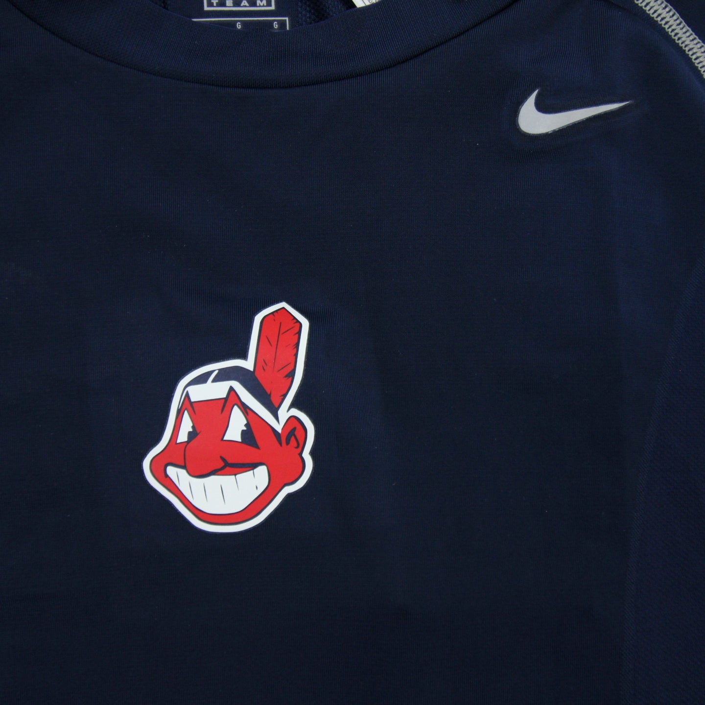 MLB Cleveland Indians Nike Dri-Fit T-shirt - Chief Wahoo - Youth L