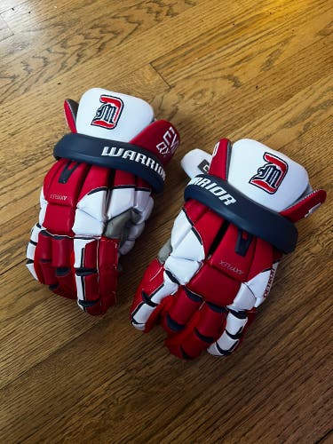 Warrior lacrosse gloves