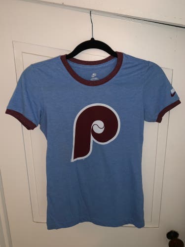 Nike Phillies T Shirt, Women’s Small