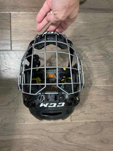 Used Youth CCM FL3DS Helmet