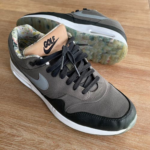 Nike AMG “Enemies Of The Course” Size 10 (Mens)