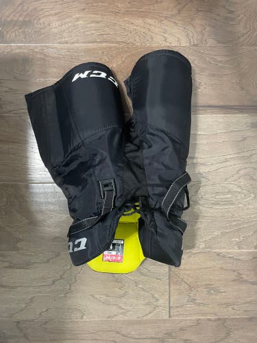 Used Large CCM Tacks 9550 Hockey Pants