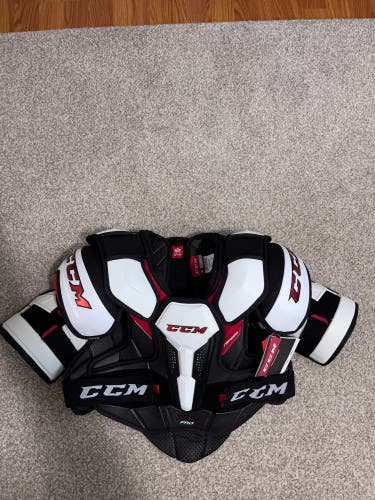Senior Large CCM  JetSpeed FT4 Pro Shoulder Pads