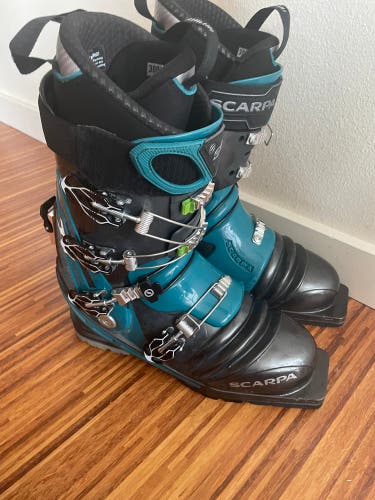 Scarpa T1 Telemark Ski Boots 29.5 - Excellent!!