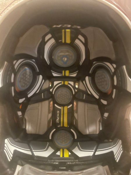 New Large CCM  Tacks 910 Helmet