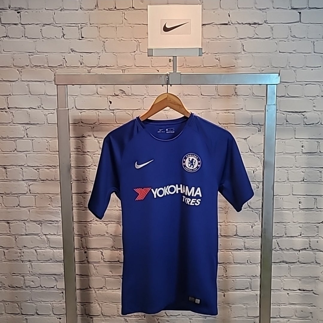 Nike Chelsea Limited Edition Hazard 10 NFL Jersey - S : : Clothing  & Accessories