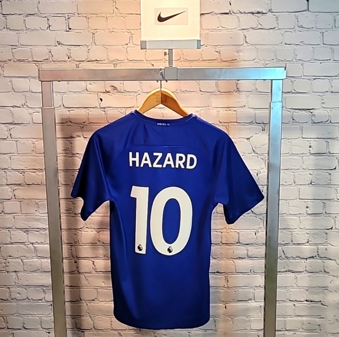 Nike Chelsea Limited Edition Hazard 10 NFL Jersey - S : : Clothing  & Accessories