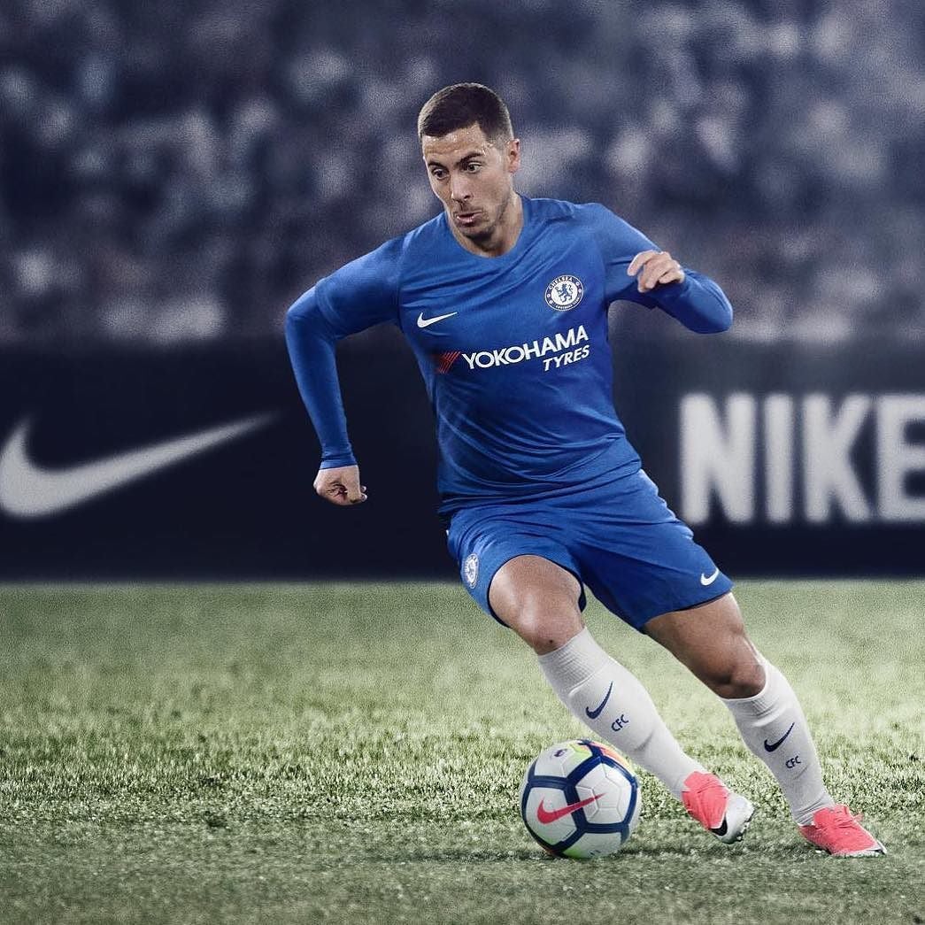 Nike Chelsea Limited Edition Hazard 10 NFL Jersey - S : : Clothing  & Accessories