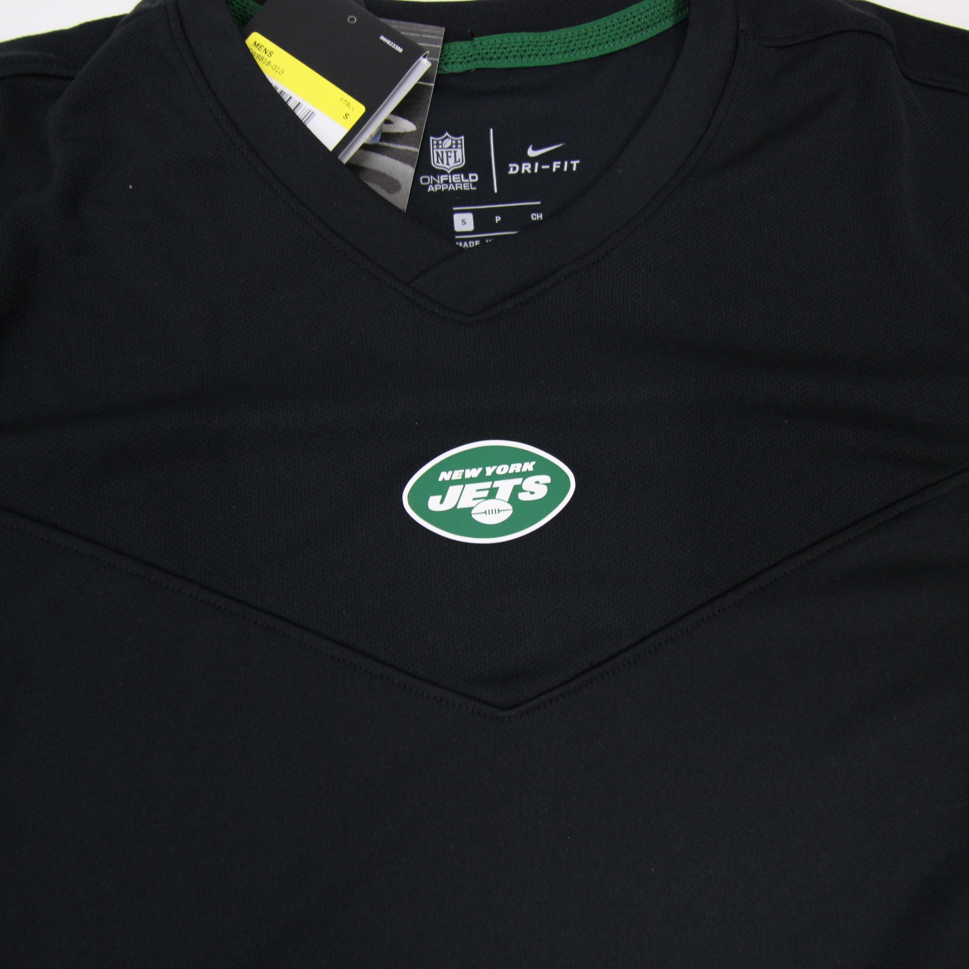 NFL Team Apparel Green New York Jets V-Neck Cap Sleeve T-Shirt