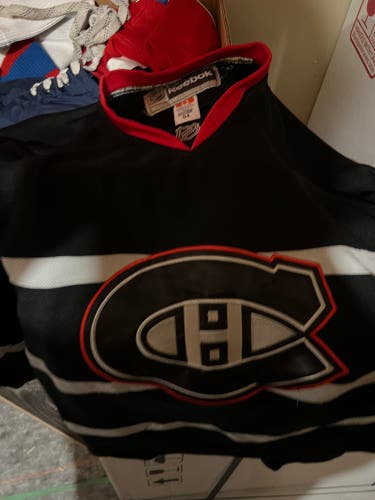 Montreal Canadiens jersey size 54
