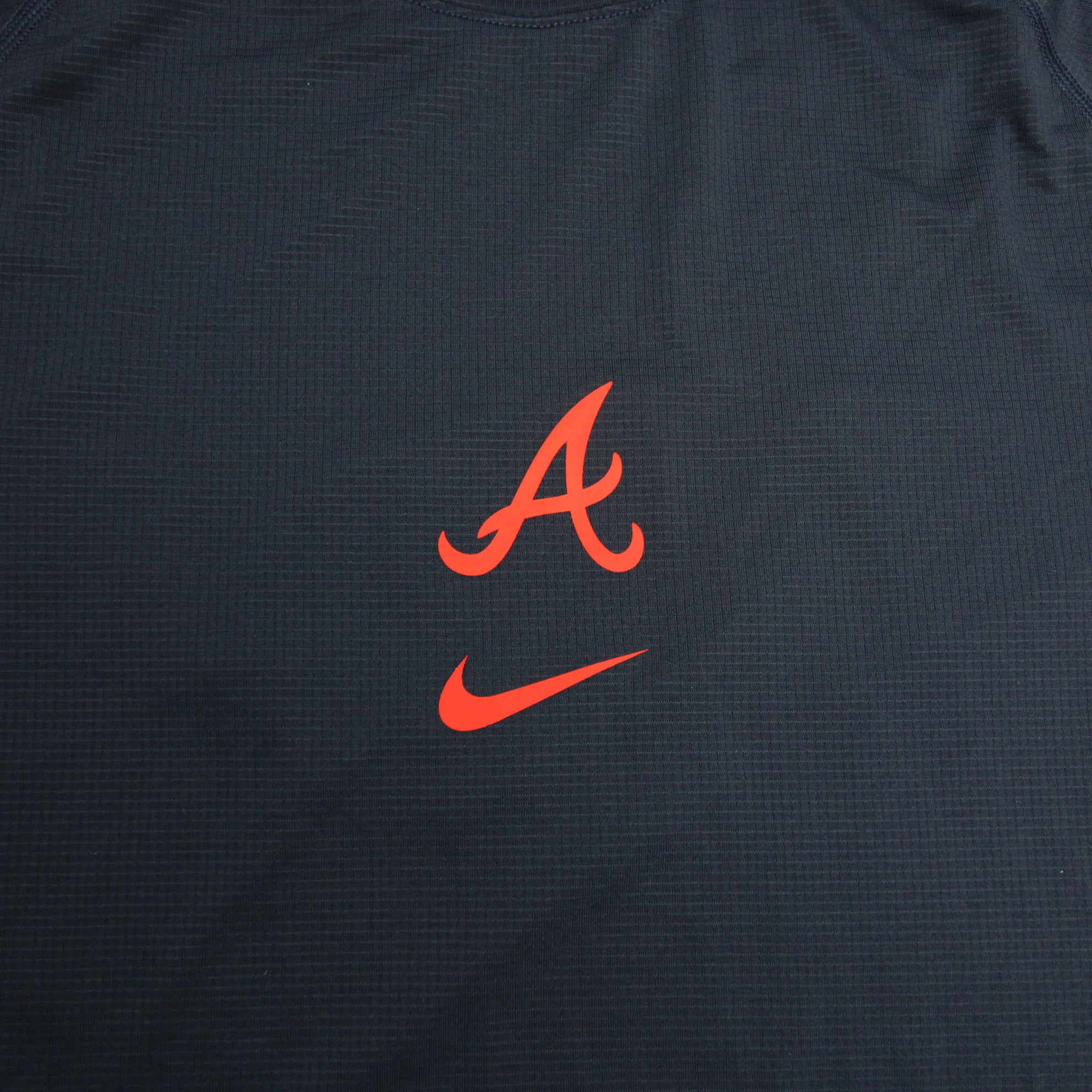 Atlanta Braves Nike Dri-Fit Long Sleeve Shirt Men's Navy Used M