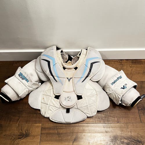 Vaughn 2200 Pro Chest Protector Senior Large