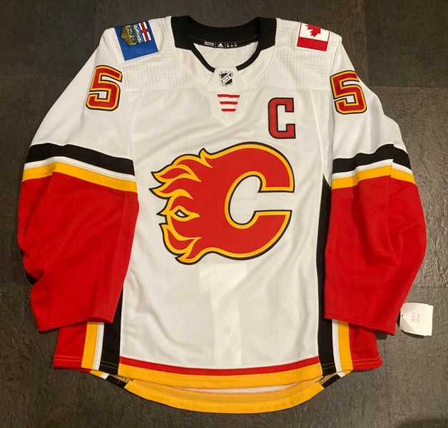 Youth Hockey Jersey Cheap, Calgary Flames Hoodie 5 Mark Giordano