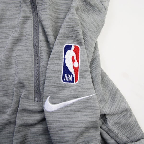 New York Knicks Spotlight Men's Nike Dri-FIT NBA Pullover Hoodie