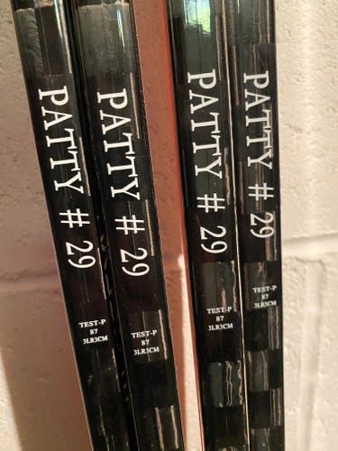 Patrik laine pro stock bauer hyperlite - 2 pack