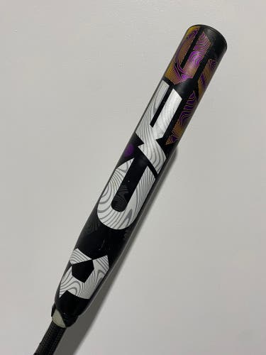 Used 2022 DeMarini (-11) 18 oz 29" CF Bat