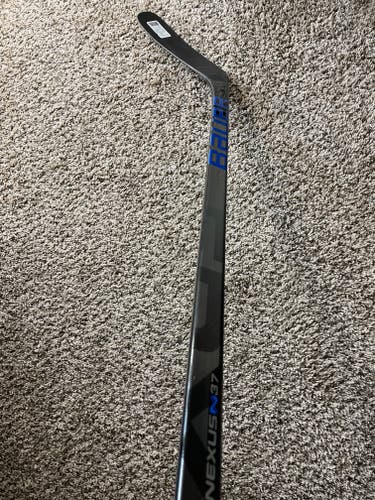 New Bauer Nexus N37 Left Hand 65 Flex Grip P88 Hockey Stick