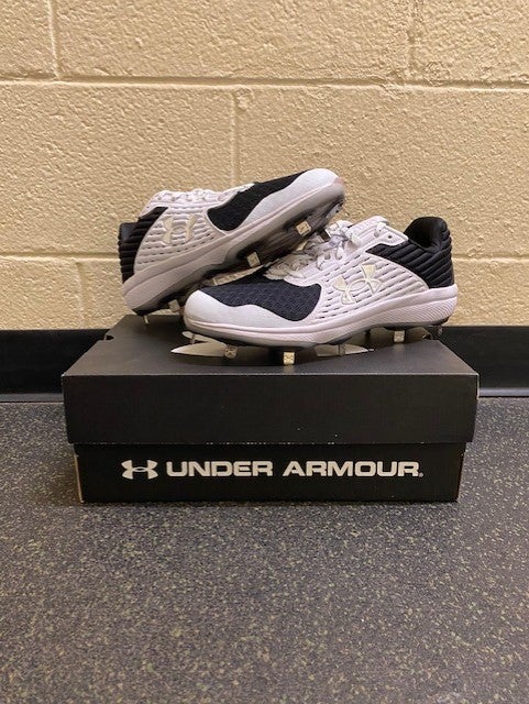 Under Armour Yard Low Men's Baseball Metal Cleats Spikes
