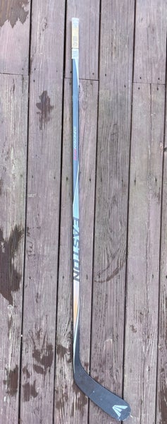 Used Easton SYNERGY 60 65 Flex Pattern E3 Senior One Piece Sticks