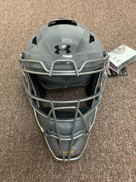 Under Armour Adult Pro 4 Series Catcher's Set