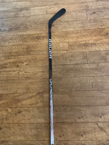 Senior Right Handed P92 87 Flex Vapor Hyperlite Hockey Stick