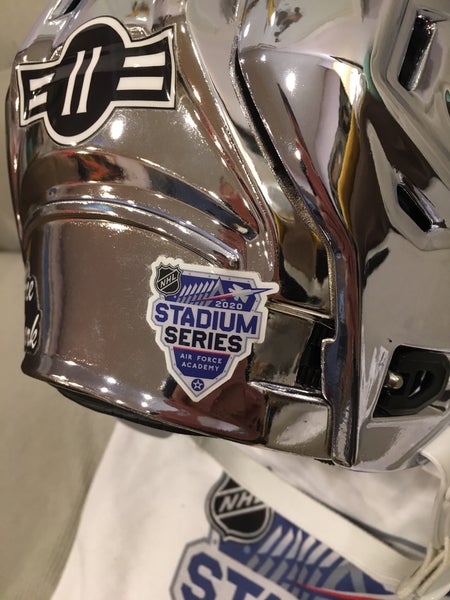 Kings are wearing their whites and chrome helmets again tonight : r/nhl