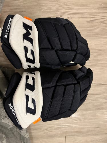 CCM 13" Pro Stock HGPJS Gloves